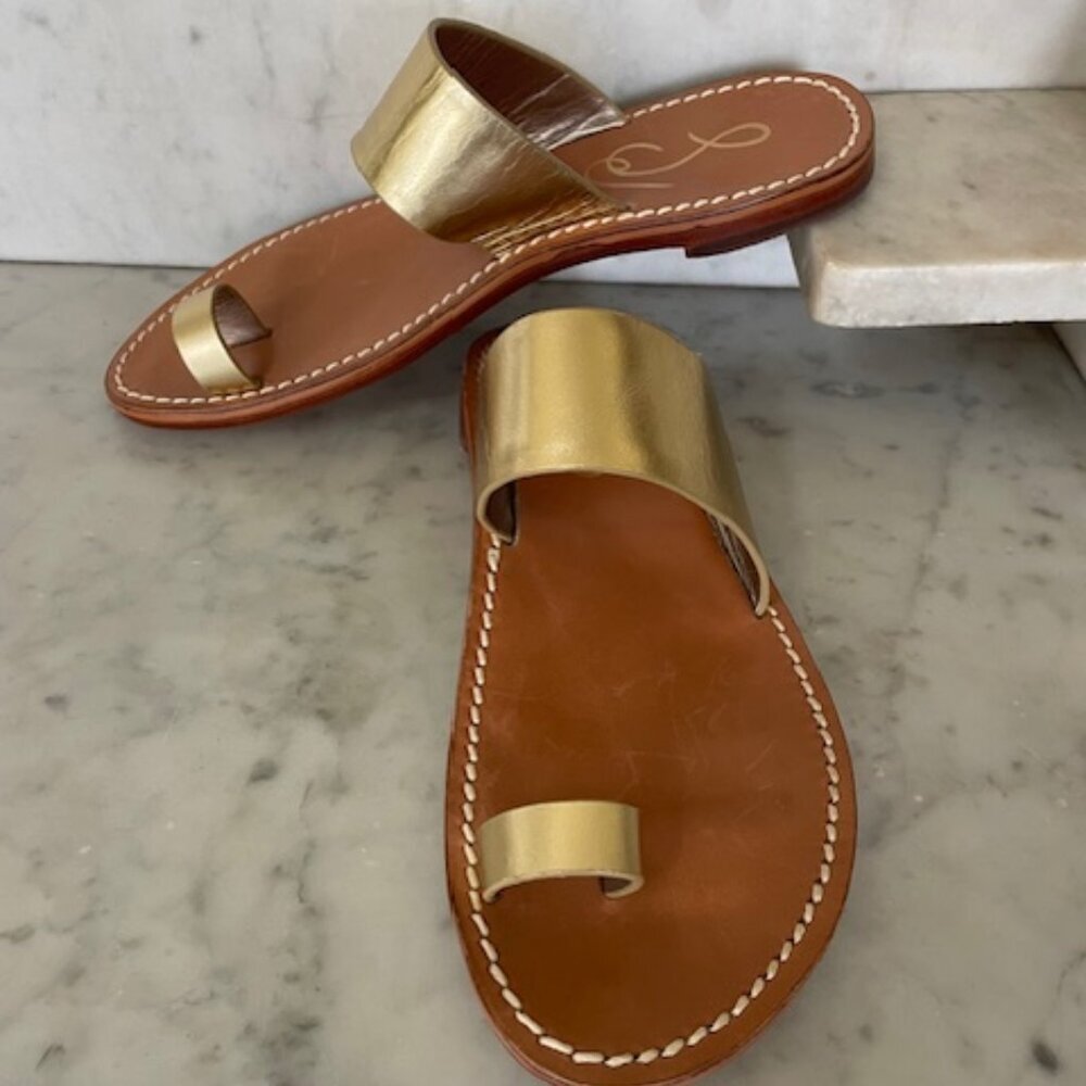 SAM EDELMAN Maxy Gold Slip On Toe Ring Leather Flat Slides Sandal 6